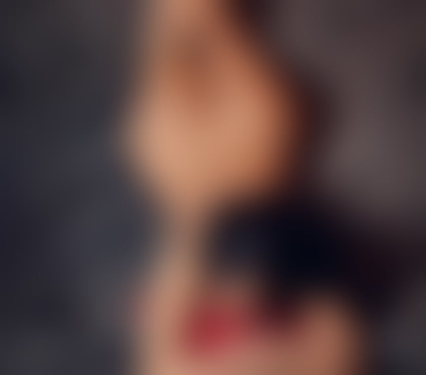 Escorts Essex Chelmsford - Photos for naughty brunette owo perfect 🥰 party