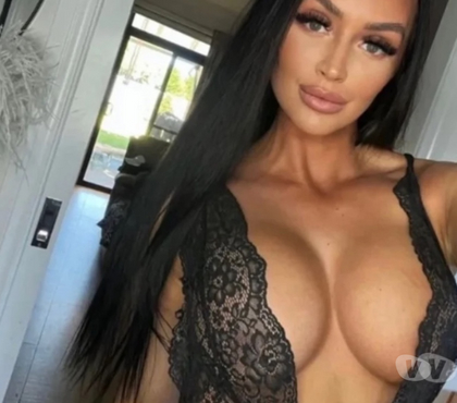  Escorts York City Centre York - Photos for Christine – Elegant, Flirty & Ready to Excite ✨Party💯