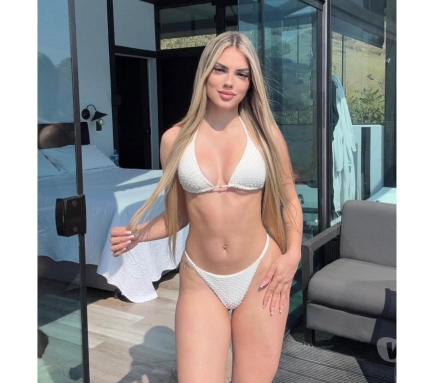 Escorts Essex Colchester - Photos for SEXY VICKIE PARTY GIRL 🌺