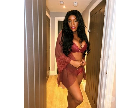 Escorts and Massages Newcastle City Centre Newcastle upon Tyne - Photos for Sorayah ébano black 🇧🇷 girl party 🥳🥳