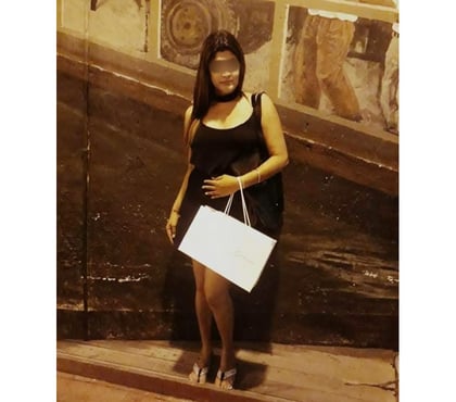 Escorts and Massages Harrow Town Centre Harrow - Photos for Soniya south indian tamil girl in Harrow 🇮🇳