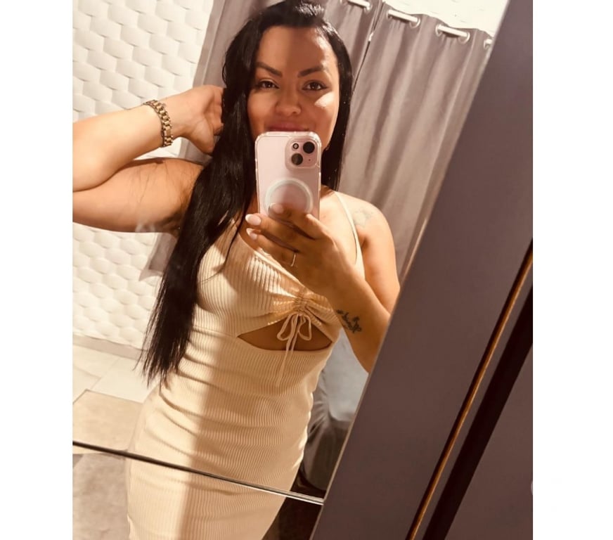 Escorts North London East Finchley - North London - Photos for 100% real Brazilian party girl and fun girl 🇧🇷🥳