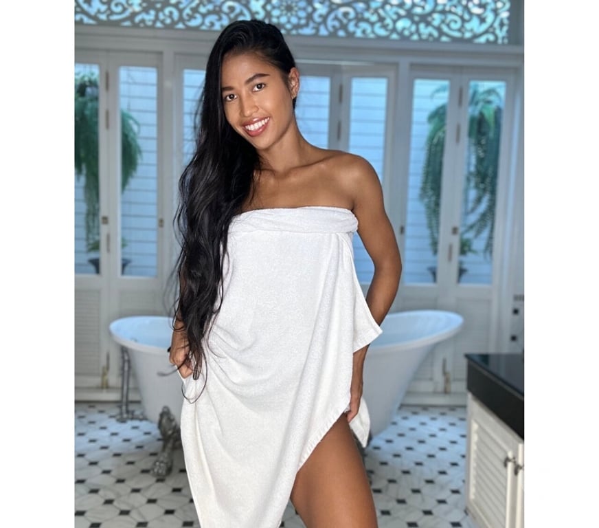 Escorts West Yorkshire Bradford - Photos for CELINA, BEAUTY SLANTED EYES in BD8🍯
