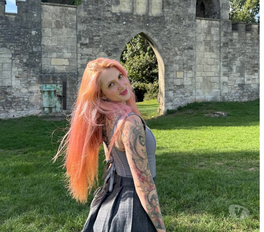 Escorts West London Paddington - West London - Photos for NEW REDHEAD ALICE MARIE FIRST TIME IN UK!!!