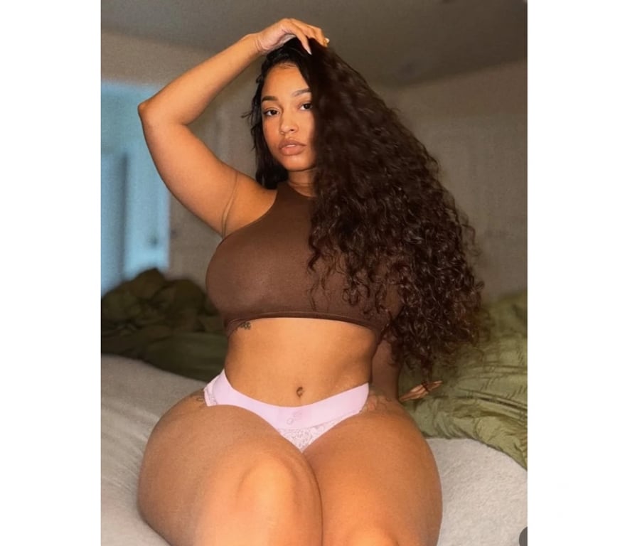 Escorts West Midlands Birmingham - Photos for Gessy 💫💫Latina girl🍑