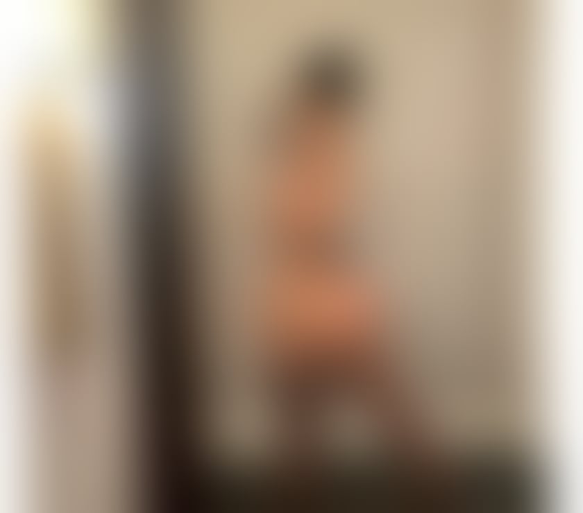 Escorts West Yorkshire Bradford - Photos for BEST NEW IN TOWN OFFERING THE HOT TIME