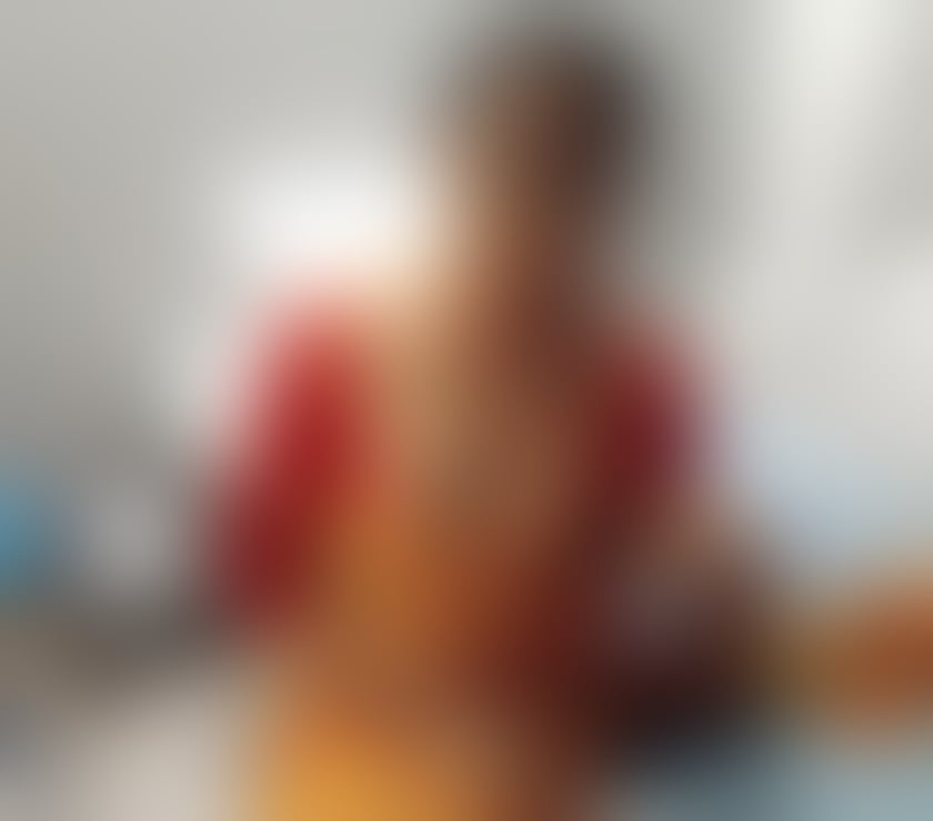 REENA NEW SOUTH INDIAN LADY IN LUTON TOWN CENTRE