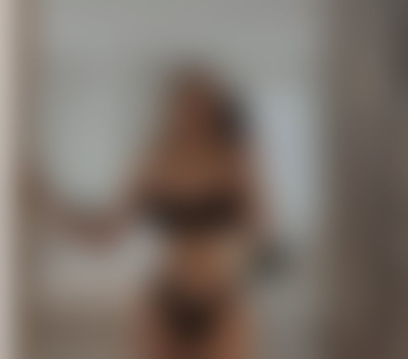 Escorts Green Park Station Central London - Photos for RUBYA MISTRESS NEW IN TOWN.