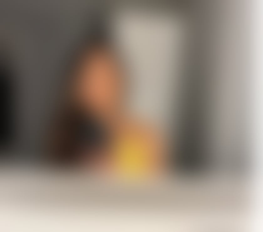 LUCY TS COLOMBIANA GFE PARTY GIRL