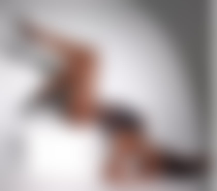 Escorts West London West Kensington - West London - Photos for 🎉🎉PARTY LATINA OWO NEW IN THE ÁREA 🤤🎉