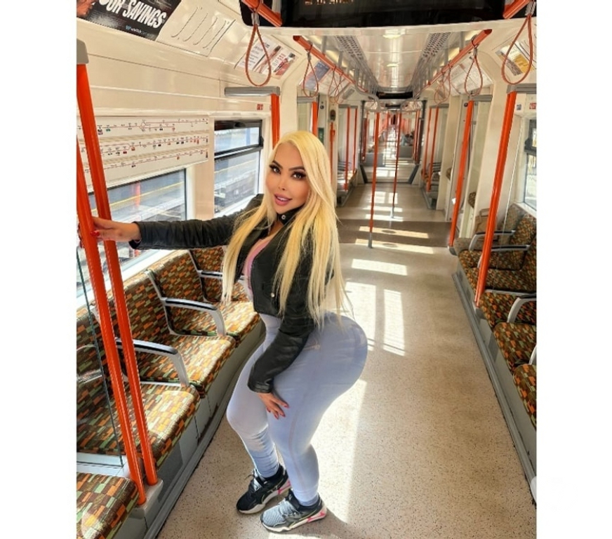Trans Escorts South West London Nine Elms - South West London - Photos for HOT TS Surya Star Brasil! NAUGHTY BRAZILIAN!! BEST SERVICE!