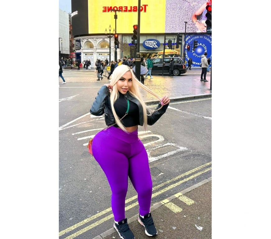 Trans Escorts South West London Nine Elms - South West London - Photos for HOT TS Surya Star Brasil! NAUGHTY BRAZILIAN!! BEST SERVICE!