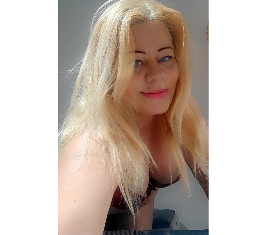 Escorts North London Wood Green Station - North London - Photos for Sexy Alexa party grils Best Milf ❤️❤️💯😘