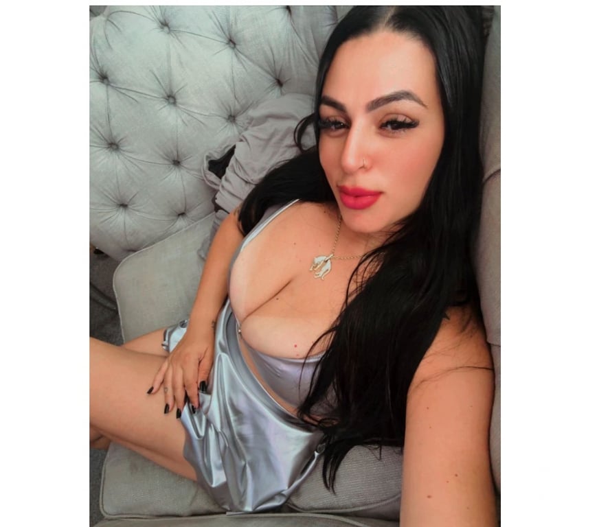 Escorts Kent Medway - Kent - Photos for 🍭Bela big boobs 38FF Brazilian party girl 🔥🎉