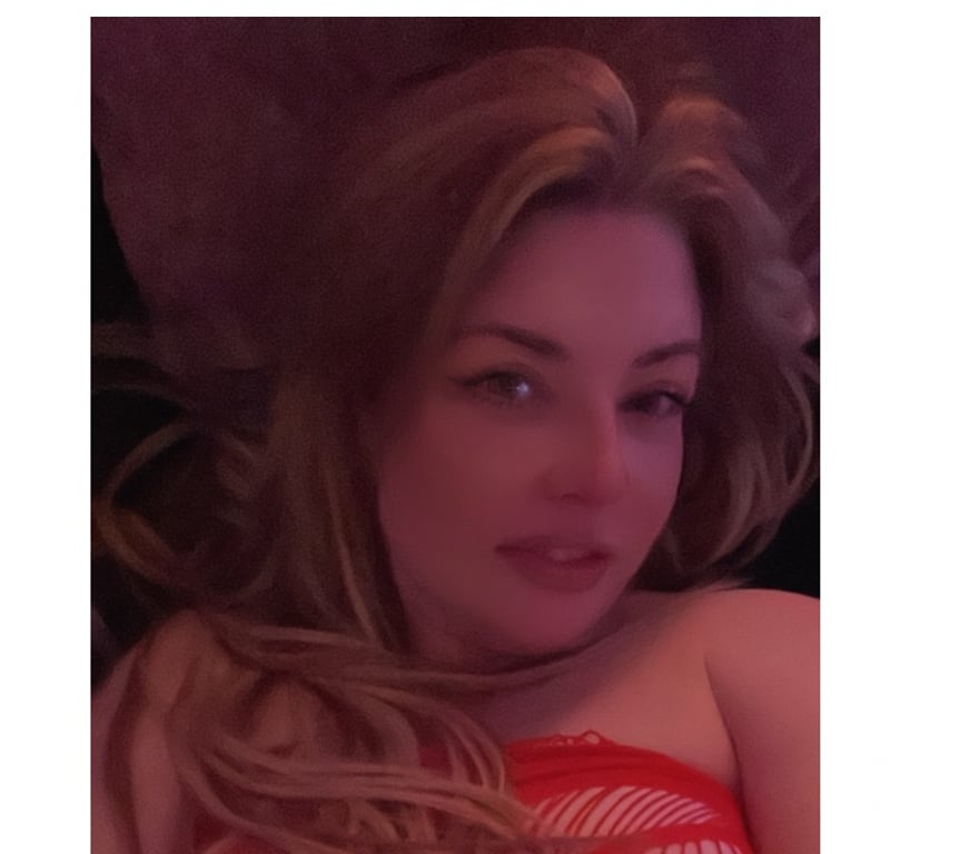 Adult Entertainment West London Ladbroke Grove Station - West London - Photos for ENGLISH MILF,HUGE 36F🍒,5 mins£10 watsapponly 07985539826