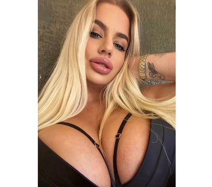  Escorts Reading Town Centre Reading - Photos for OUTCALL💋 GIRL❤️💯CURVY😈 full service