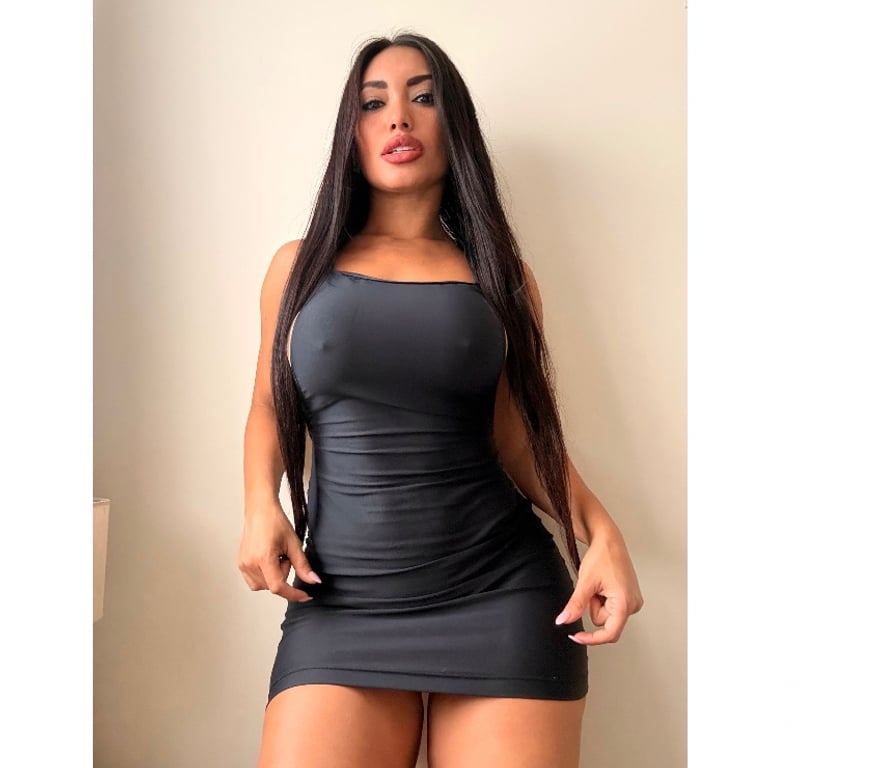 Escorts North West London Neasden - North West London - Photos for KIM NOVAK BIG ASS 🍑🔥🇨🇴