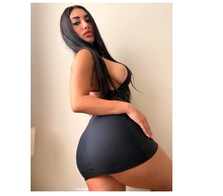 Escorts North West London Neasden - North West London - Photos for KIM NOVAK BIG ASS 🍑🔥🇨🇴