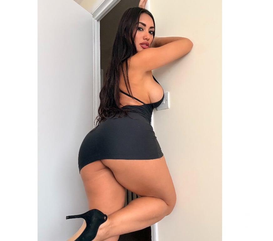 Escorts North West London Willesden Green - North West London - Photos for KIM NOVAK BIG ASS 🍑🔥🇨🇴
