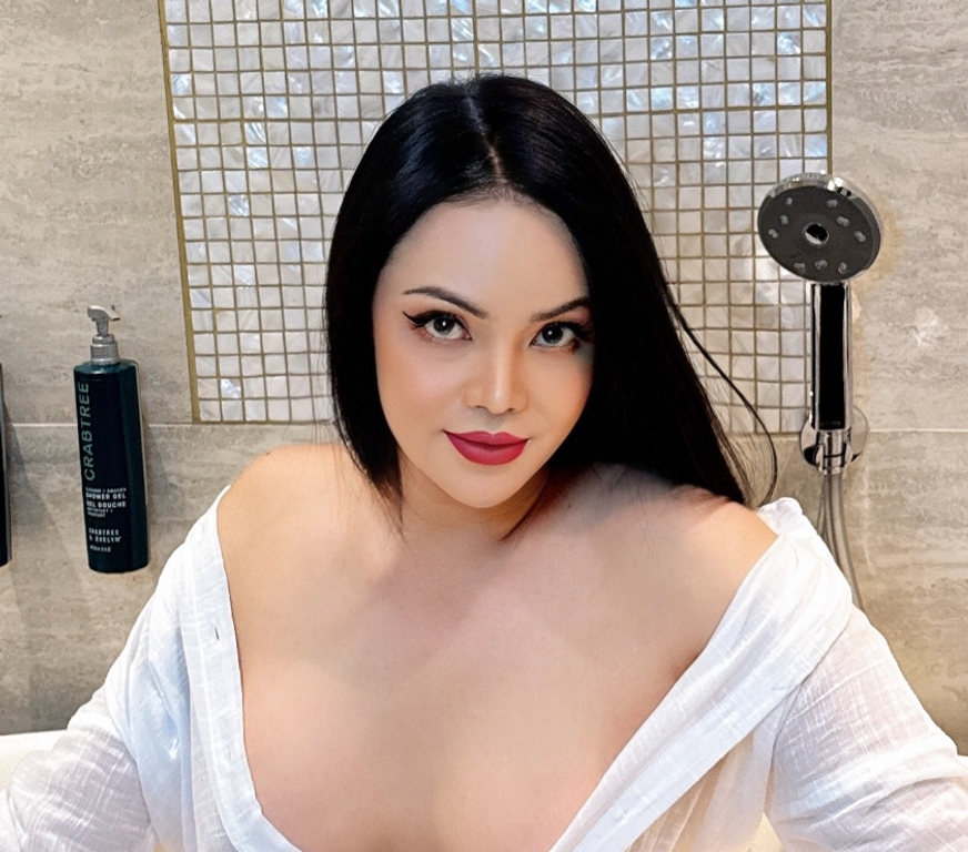 Trans Escorts Norfolk Norwich - Photos for Poppy Thai Ts best service in Norwich 🍆💦