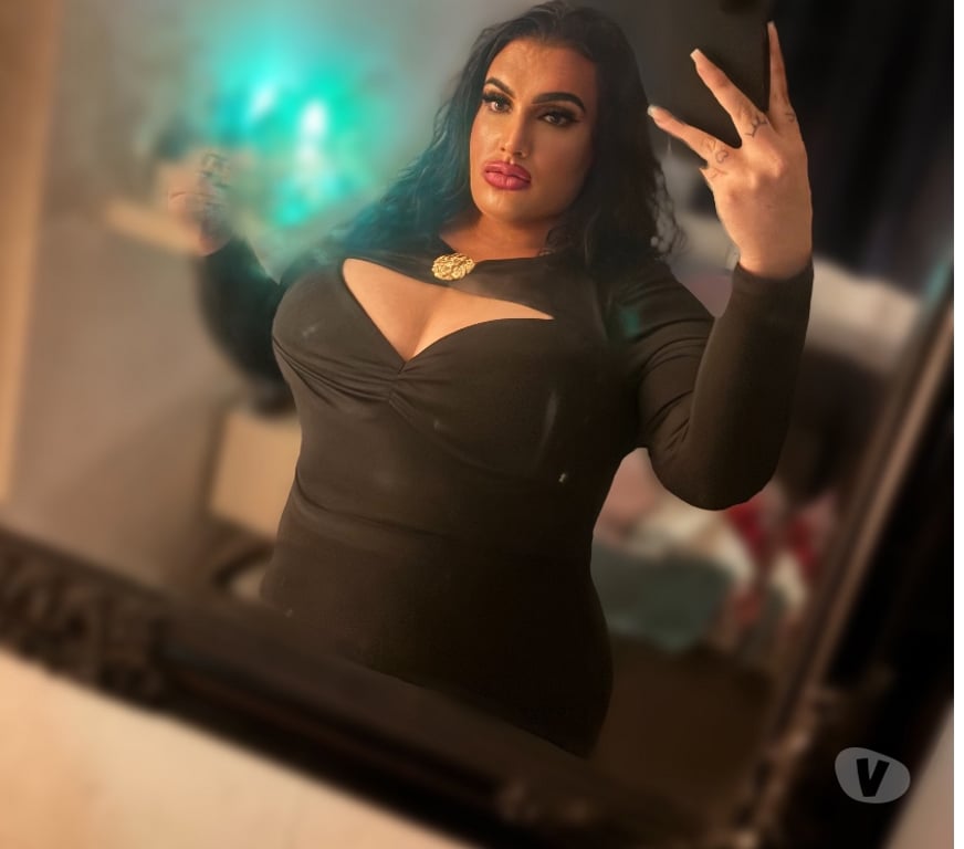 Trans Escorts West London Hillingdon - Photos for Fat ass Amelia party shemale in UB3