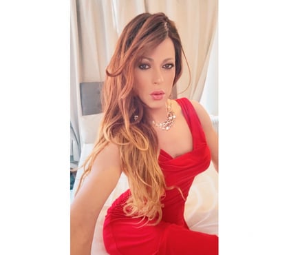 Trans Escorts Ruislip Manor Station Hillingdon - Photos for I’m Lorena trans half Brasilian half Spain XXL