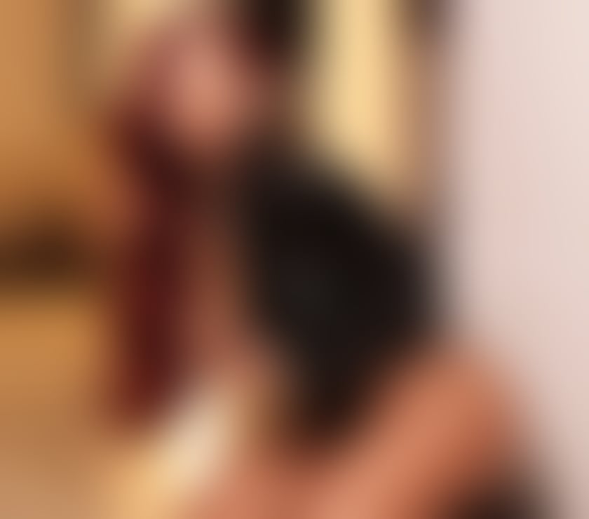 Escorts Essex Epping Forest - Photos for ❤️❤️HELLEN ❤️❤️ IN LOUGHTON TOWN CENTRE