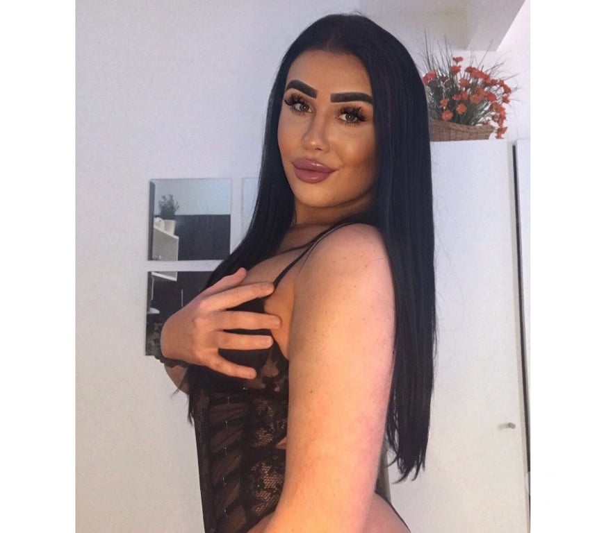 Trans Escorts West London Hounslow - Photos for 💕Lilah sexy transgirl in town💕