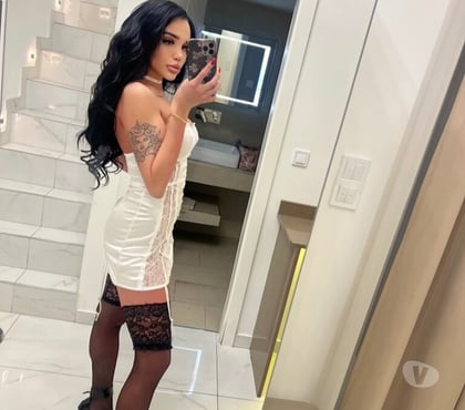 Escort Oldham Town Centre Oldham - Photos for BUSTY BRUNETTE-PARTY LADY