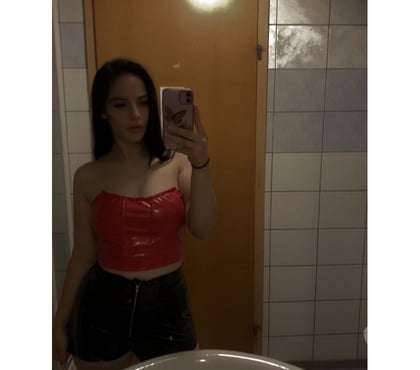 Escorts Stratford East London - Photos for Karina🎀New Here🍑Reall Pic💯Party Girl🥂Best Owo