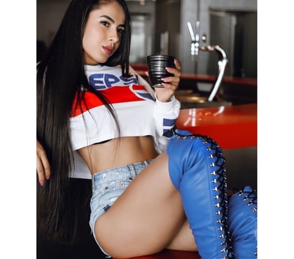 Escorts Reading Town Centre Reading - Photos for LOLA PARTY GIRL 🍑🍭