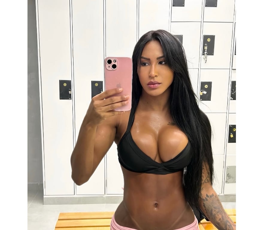 Escorts West Midlands Birmingham - Photos for Liz brunette stunning Brazilian