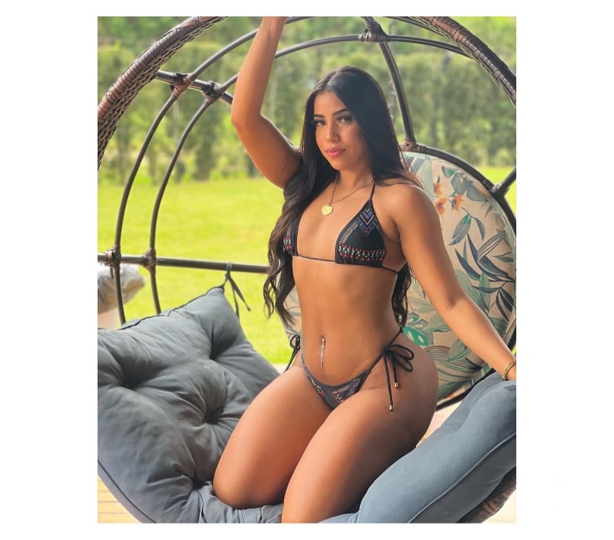 Escorts Cornwall Newquay - Cornwall - Photos for Brazilian beauty, natural 🇧🇷 big ass