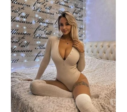Escort Willesborough Ashford - Photos for VALERIA HOT 🔥🔥PARTY GIRL-ONLY OUTCALL 🔥🔥