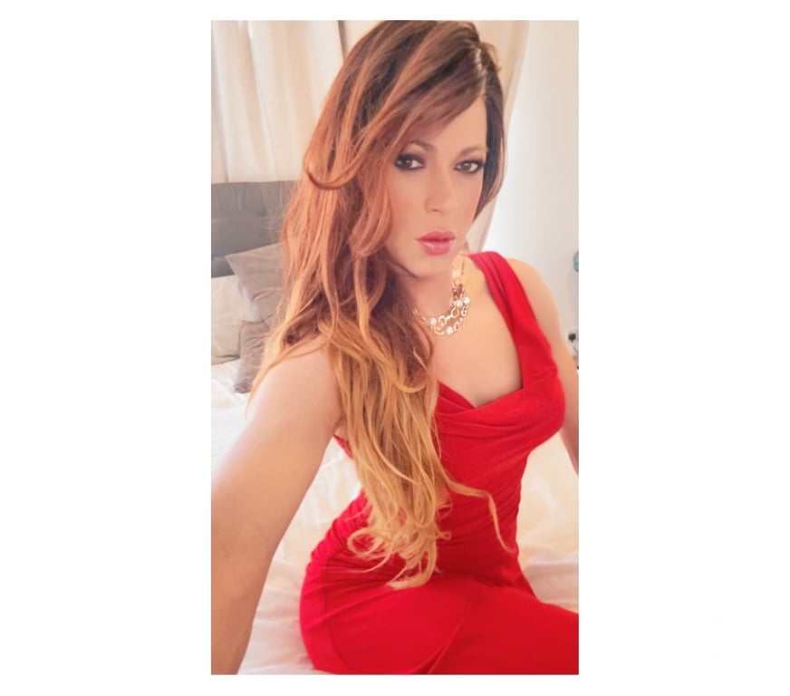 Escorts West London Hillingdon - Photos for I’m Lorena Brasilian tv (trans) LAST DAY