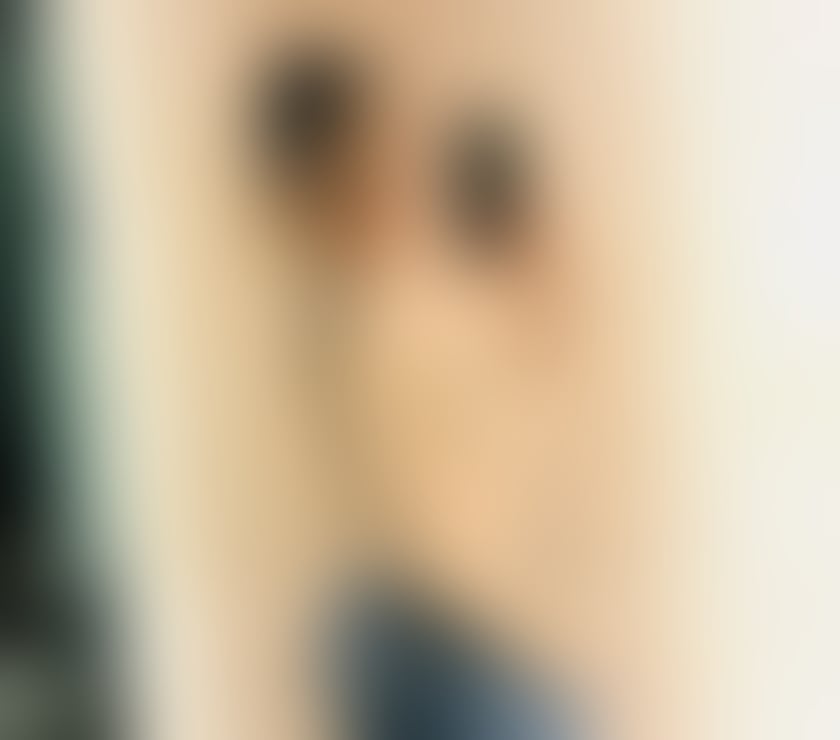 Escorts East London Stratford - East London - Photos for 🖤 DARK-HAIRED BEAUTY WITH CURVES