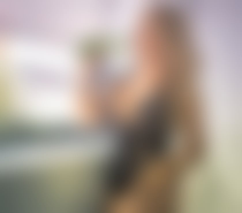 Escorts East London Stratford - East London - Photos for 🖤 DARK-HAIRED BEAUTY WITH CURVES