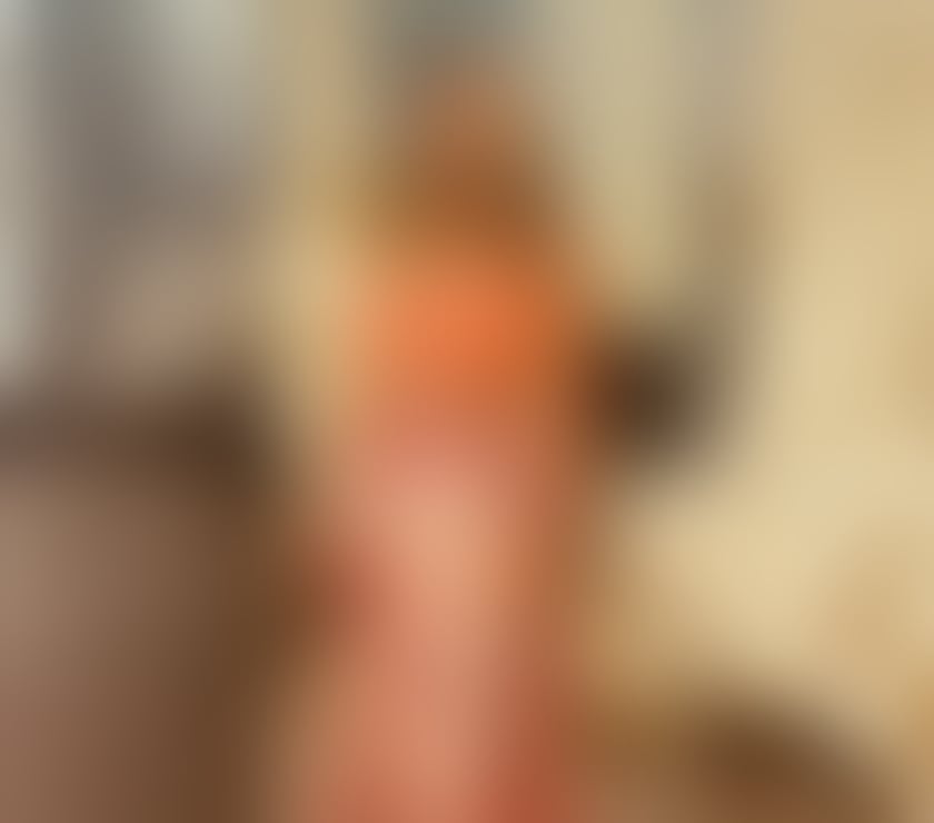 Escorts East London Stratford - East London - Photos for 🖤 DARK-HAIRED BEAUTY WITH CURVES