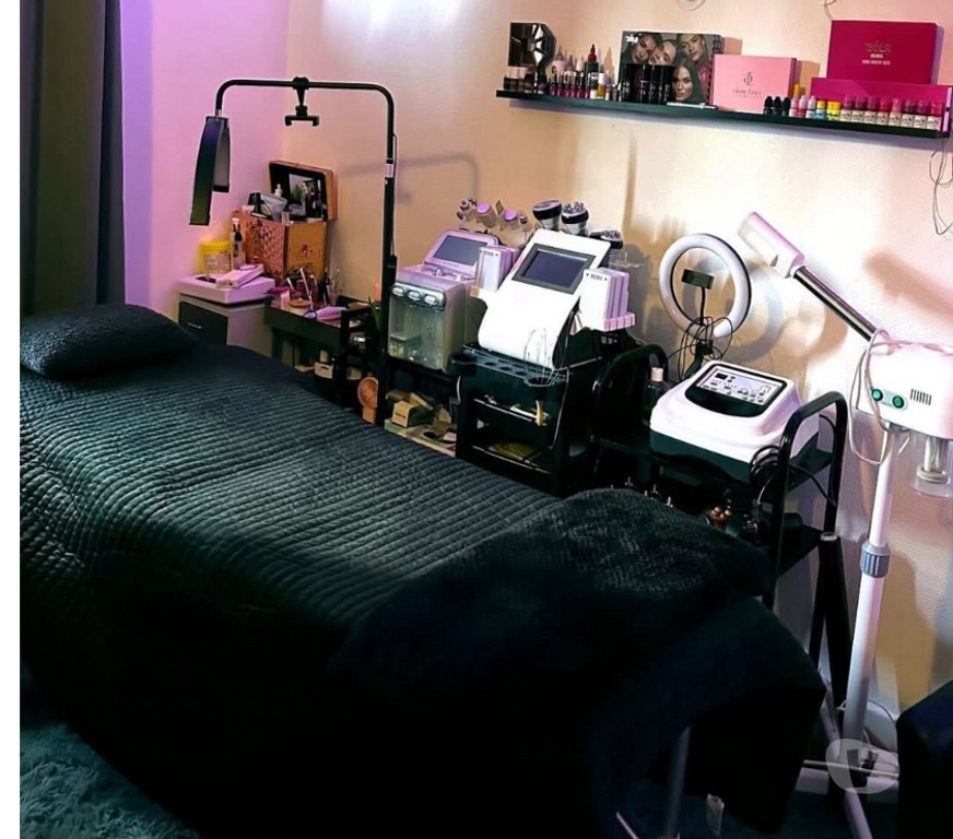 Full body massage South East London Elephant & Castle Station - South East London - Photos for ✨Professional masseuse ✨🧖‍♂️💆‍♂️