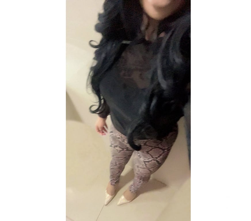 Escorts East London Canary Wharf - East London - Photos for Stunning Indian Polish Escort