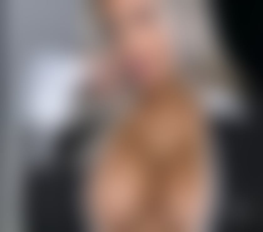  Escorts & Erotic Massage Eastbourne Town Centre Eastbourne - Photos for HOT MOMENTS with Ella 💦🔞👅Just outcall party girl