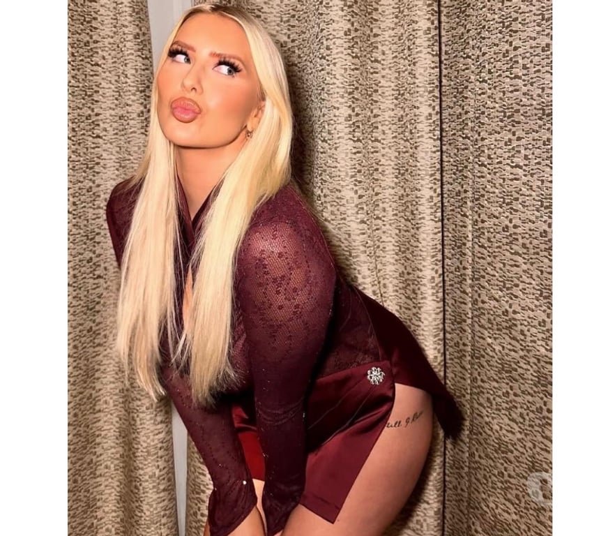 Escorts Hertfordshire Stevenage - Photos for 🅰🅻🅴🆇🅸🅰 🅱🅸🅶 🅱🅾🅾🅱🆂