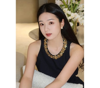 Escorts Heron Quays East London - Photos for The Benefits of massage is physical and emotional tension