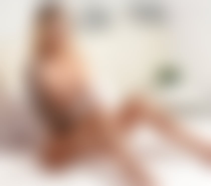 Escorts Staffordshire Stafford - Photos for Hi im new în Town ready for party