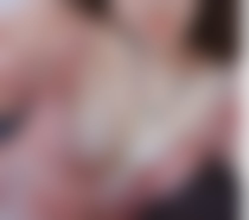 Escorts Essex Thurrock - Essex - Photos for I am a beautiful Asian girl. A smiling and massage perfect