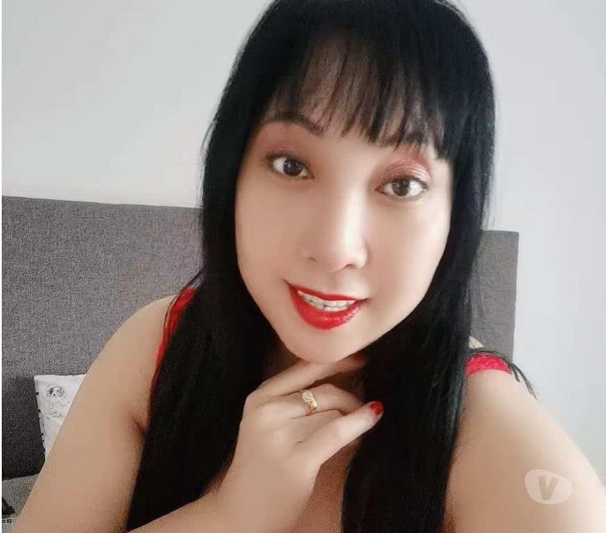 Escorts Essex Thurrock - Essex - Photos for I am a beautiful Asian girl. A smiling and humorous senior