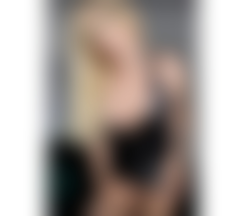 Escorts Warrington Warrington Town Centre - Warrington - Photos for PETITE BLONDE GIRL💋🔥PARTY A NIGHT🍾