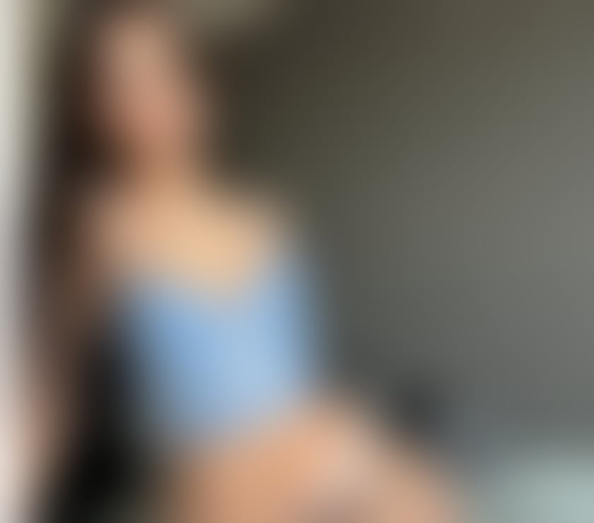Kiara latina hot