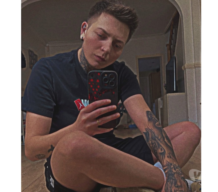 Escorts York York City Centre - York - Photos for Tee and Dee is here for you 🔥 new experience on your town