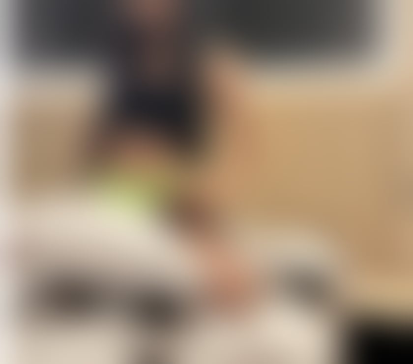 Escorts West Northamptonshire Northampton - West Northamptonshire - Photos for Vanessa skinny brunette o.w.o gfe no rush xx